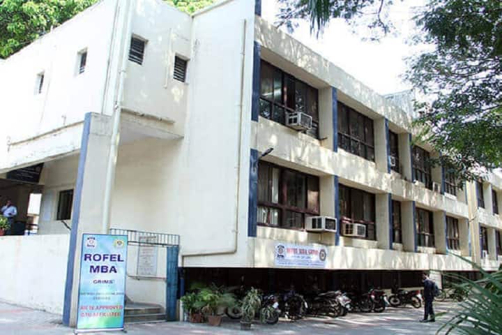 GIDC Rajju Shroff ROFEL Institute of Management Studies campus in Vapi, Gujarat, India — photo 1