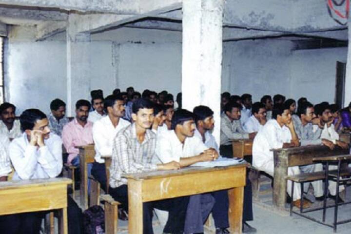Sharirik Shikshan Mahavidyalaya campus in Kolhapur, Maharashtra, India — photo 3