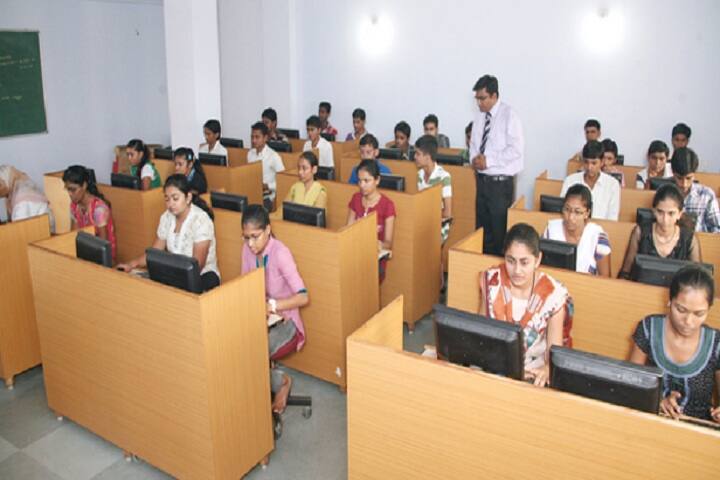 The KPES College campus in Bhavnagar, Gujarat, India — photo 4