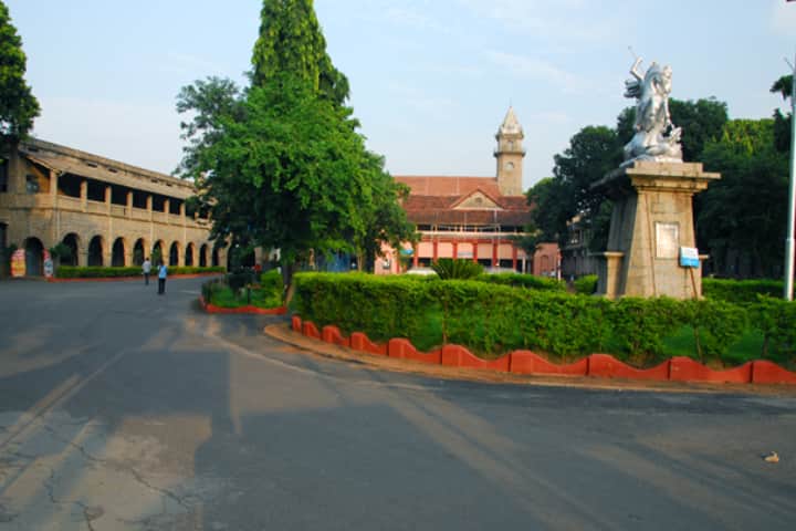 Andhra Christian College campus in Guntur, Andhra Pradesh, India — photo 2