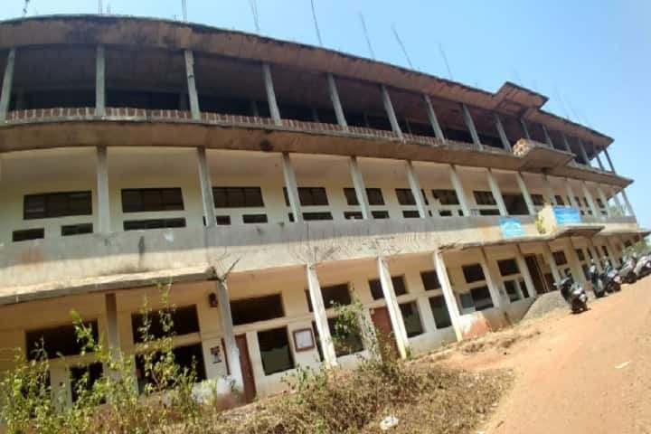 Mandre College of Commerce Economics and Management campus in Mandrem, Goa, India — photo 1
