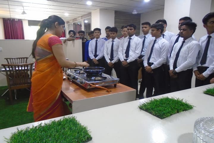 British Institute of Hospitality Management campus in New Delhi, Delhi, India — photo 2