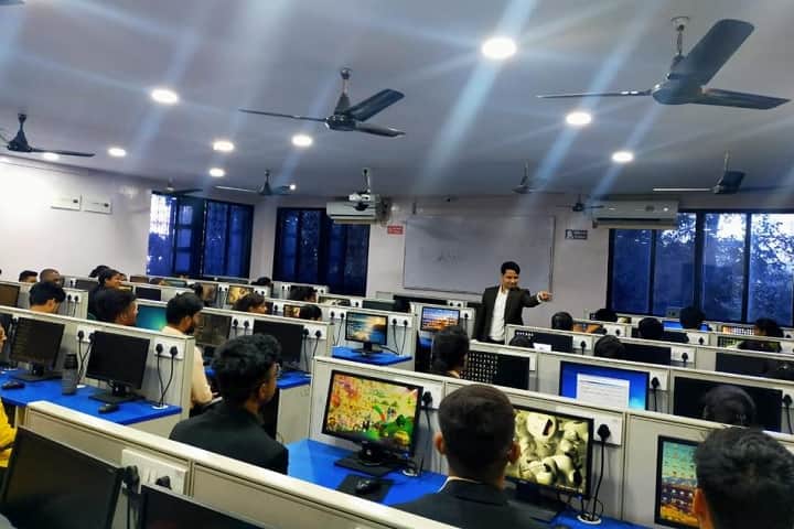 Satish Pradhan Dnyanasadhana College campus in Thane, Maharashtra, India — photo 4