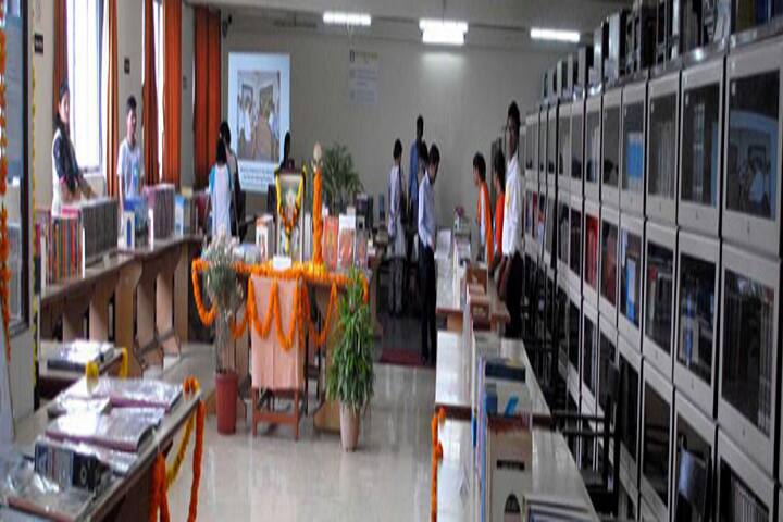 Satish Pradhan Dnyanasadhana College campus in Thane, Maharashtra, India — photo 5