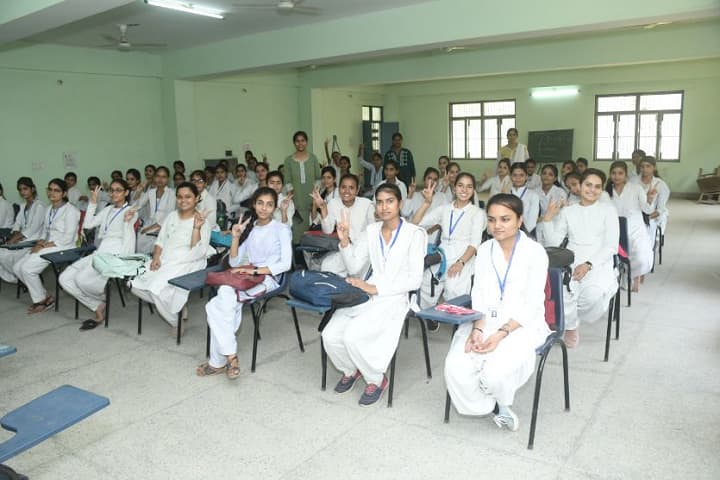 Government Girls Polytechnic campus in Bulandshahr, Uttar Pradesh, India — photo 3