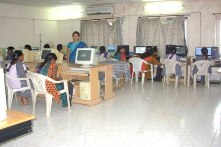 SVLNS Government Degree College campus in Visakhapatnam, Andhra Pradesh, India — photo 3