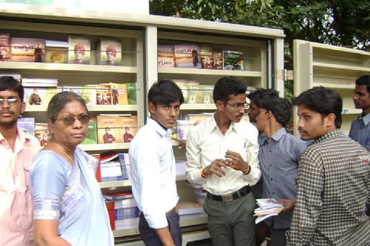 Government Degree College campus in Palakonda, Andhra Pradesh, India — photo 4