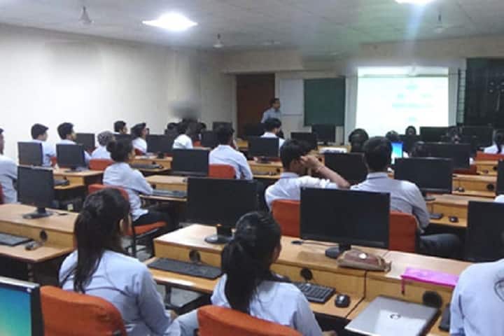 Konark Ideal College of Science and Commerce campus in Kalyan, Maharashtra, India — photo 3