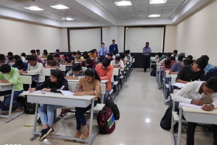 SVKM's NMIMS School of Agricultural Sciences and Technology campus in Shirpur, Maharashtra, India — photo 3