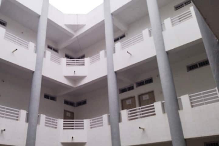 RB Attal Arts Science and Commerce College campus in Georai, Maharashtra, India — photo 2
