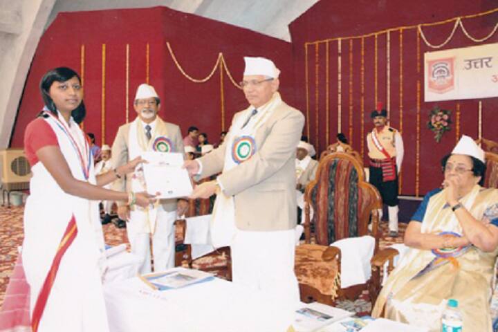 Pimpalner Education Society's Karm AM Patil Arts Commerce and Kai Annasaheb NK Patil Science Senior College campus in Dhule, Maharashtra, India — photo 6