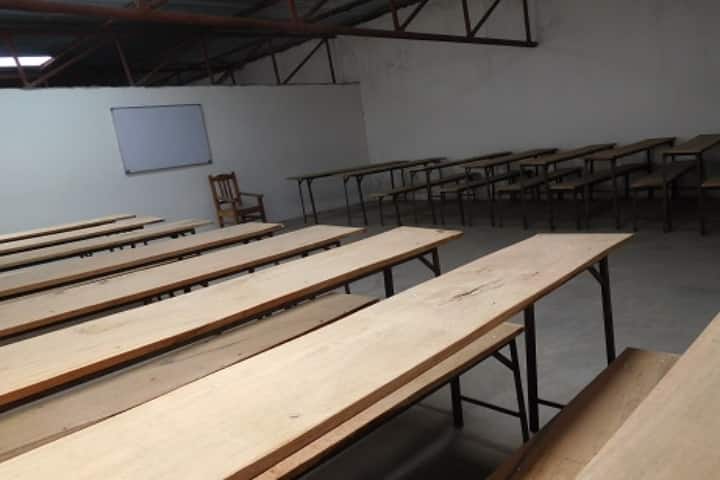 Laldhari Memorial Evening College campus in Gaya, Bihar, India — photo 3