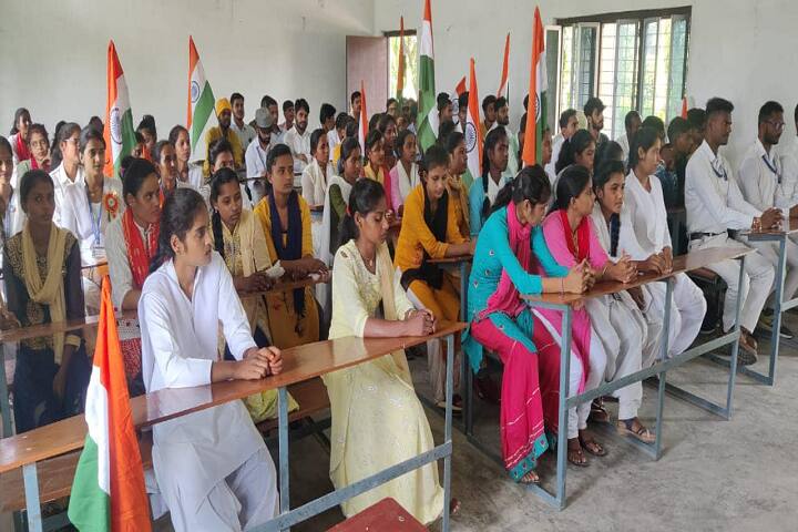 Shivraj Smarak Snatkottar Mahavidyalaya campus in Rasra, Uttar Pradesh, India — photo 3
