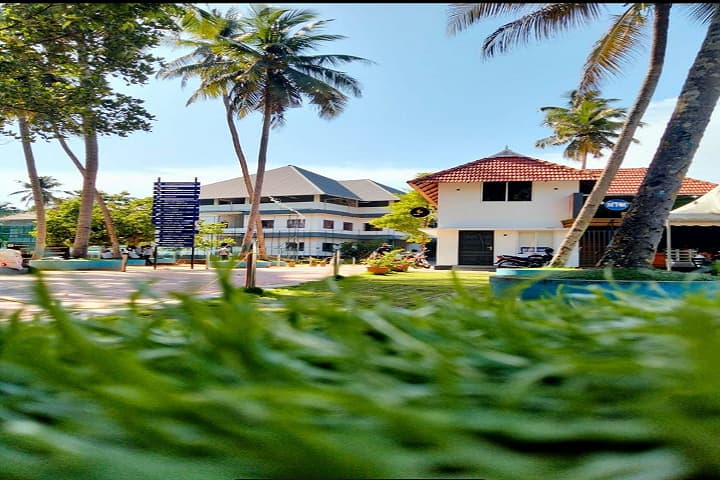 MTM College of Arts campus in Malappuram, Kerala, India — photo 1