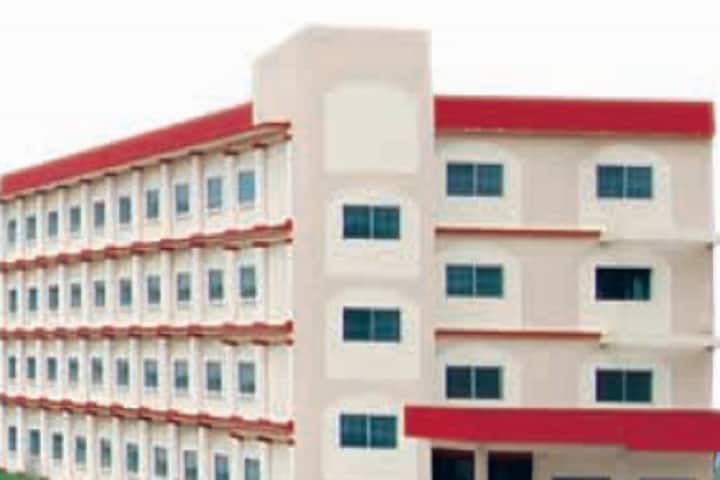 Karavali College of Physiotherapy campus in Mangalore, Karnataka, India — photo 1
