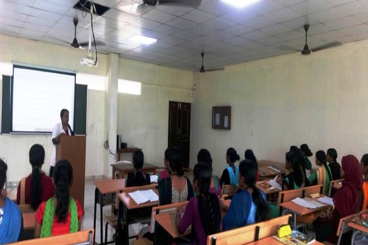 Kailkere Rukmini Shetty Memorial College of Nursing campus in Mangalore, Karnataka, India — photo 2