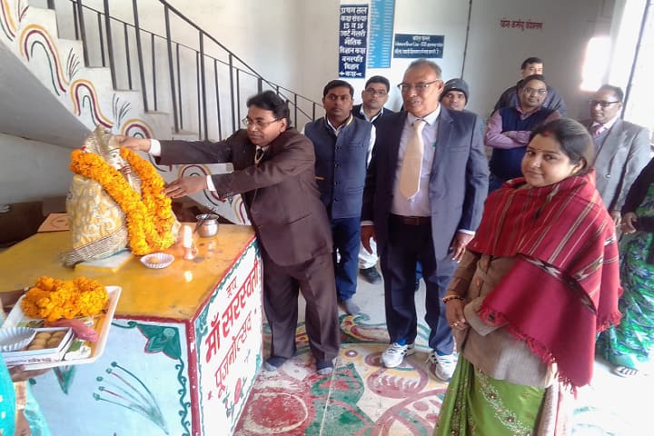 Swatantrata Sangram Senani Vishram Singh Government Post Graduate College campus in Chunar, Uttar Pradesh, India — photo 4