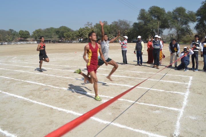 Swatantrata Sangram Senani Vishram Singh Government Post Graduate College campus in Chunar, Uttar Pradesh, India — photo 5