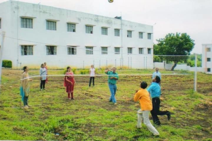 Dr Hedgewar Smruti Rugna Seva Mandal's Dental College campus in Hingoli, Maharashtra, India — photo 4