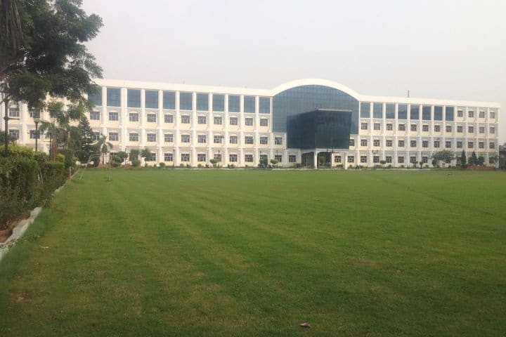 Baba Jaswant Singh Dental College Hospital and Research Institute, Ludhiana campus in Ludhiana, Punjab, India
