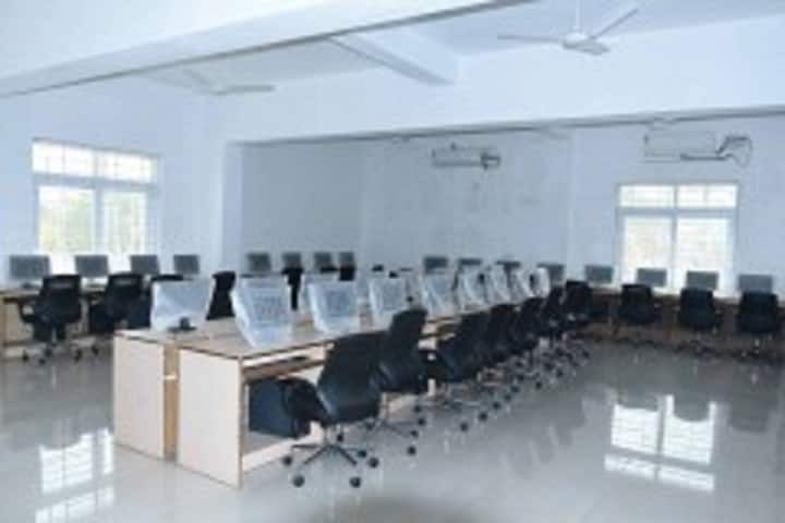 Dr Patnam Mahender Reddy Institute of Medical Sciences campus in K.V.Rangareddy, Telangana, India — photo 6