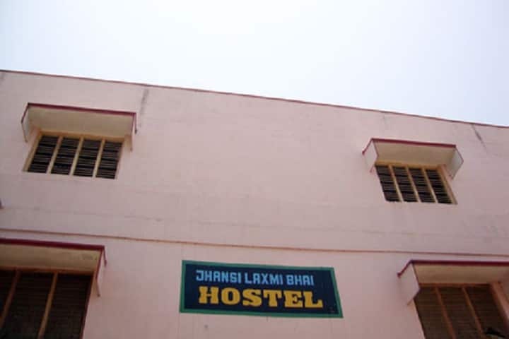 Punyagiri Degree and PG College campus in Srungavarapu kota, Andhra Pradesh, India — photo 4