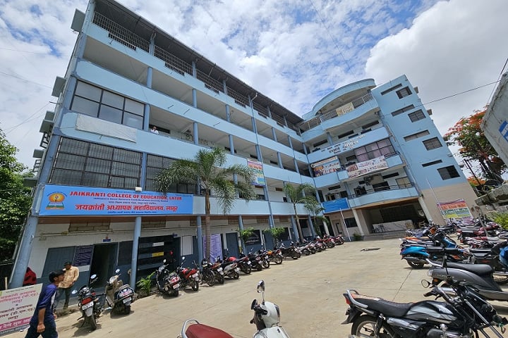 Jaikranti College of Education campus in Latur, Maharashtra, India — photo 2