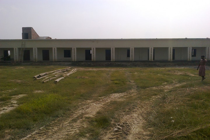 Shiv Kumari Mahavidyalaya campus in Pratapgarh, Uttar Pradesh, India — photo 1