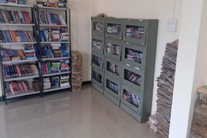 Model College campus in Ghansawangi, Maharashtra, India — photo 5