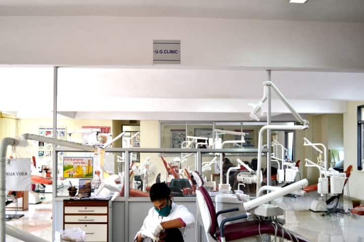 AMC Dental College campus in Ahmedabad, Gujarat, India — photo 4