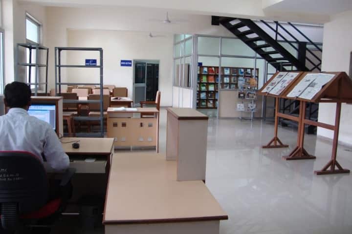 AMC Dental College campus in Ahmedabad, Gujarat, India — photo 6