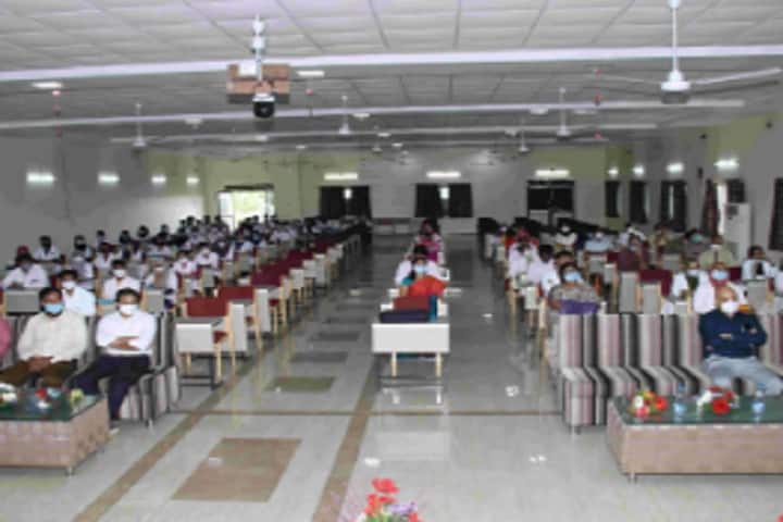Al-Badar Rural Dental College and Hospital campus in Gulbarga, Karnataka, India — photo 6