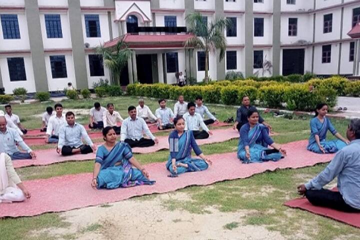 Shree Dhaneshwar Post Graduate College campus in Ghazipur, Uttar Pradesh, India — photo 3