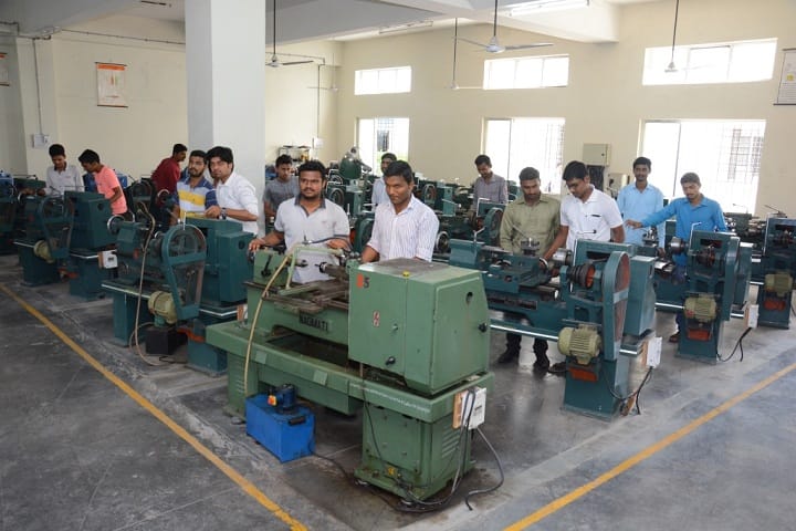 SKN Sinhgad College of Engineering campus in Pandharpur, Maharashtra, India — photo 5