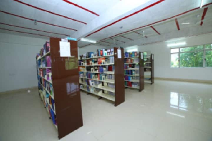 Arundathi Institute of Medical Sciences campus in Medchal, Telangana, India — photo 4