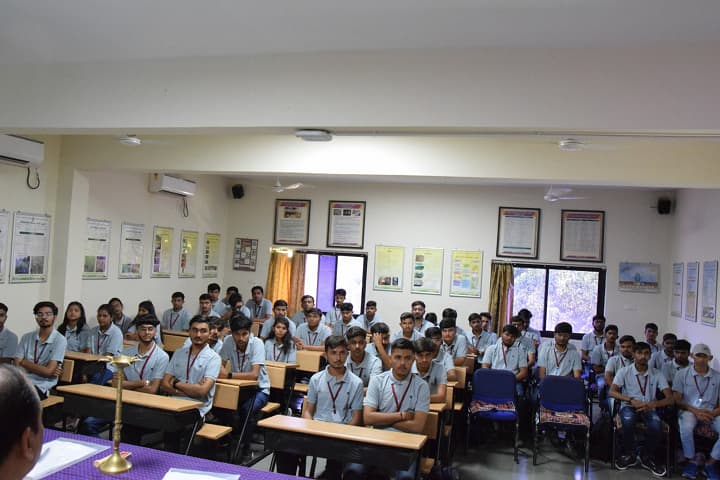 Ganpat University KK Institute Agricultural Sciences and Research campus in Mehsana, Gujarat, India — photo 4