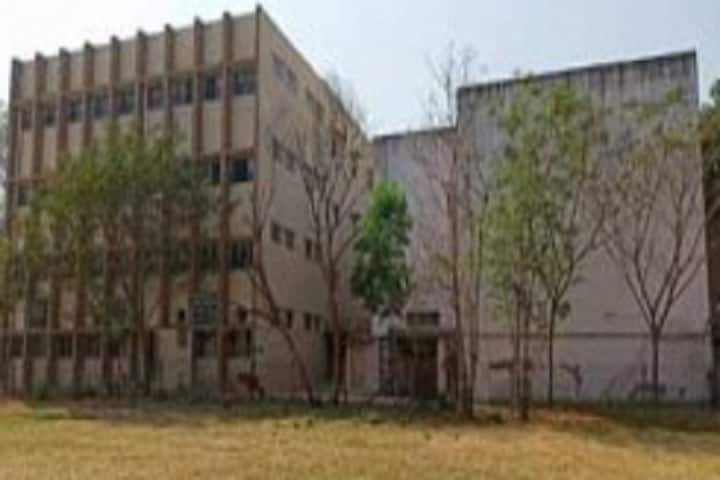Dolat Usha Institute of Applied Sciences and Dhiru Sarla Institute of Management and Commerce campus in Valsad, Gujarat, India — photo 2