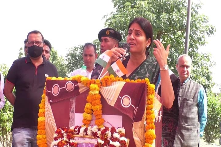 Smt Janki Devi Raj Kumar Singh Degree College campus in Mirzapur, Uttar Pradesh, India — photo 4