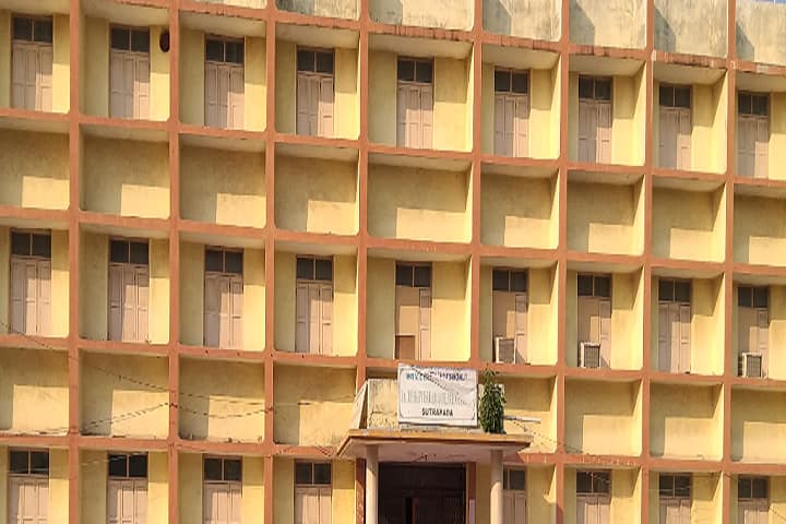 Dr Bharat Barad PGDCA Study Center campus in Sutrapada, Gujarat, India — photo 1
