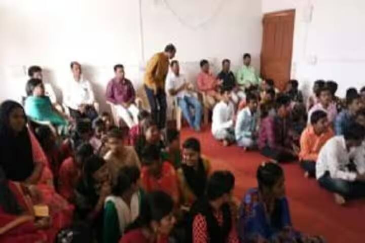 Sharadchandra Mahavidyalaya campus in Osmanabad, Maharashtra, India — photo 2