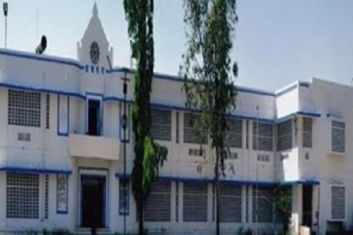 Govindram Seksaria College of Commerce campus in Nagpur, Maharashtra, India — photo 3
