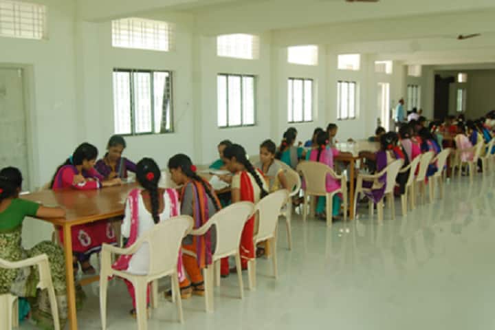 Shri Sitheswarar Engineering College campus in Vellore, Tamil Nadu, India — photo 2