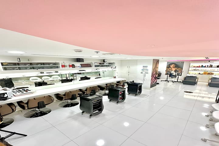 ISAS International Beauty School campus in Bangalore, Karnataka, India — photo 2