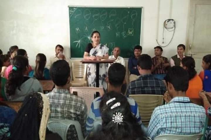 DR Mane Mahavidyalaya campus in Kagal, Maharashtra, India — photo 5