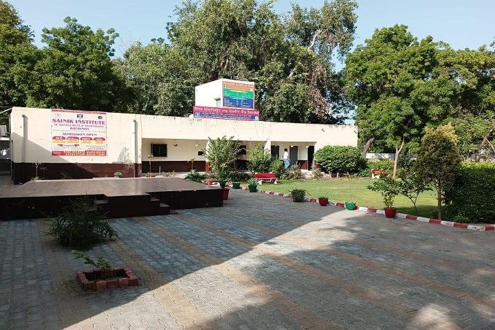 Sainik Institute of Management and Technology campus in Bathinda, Punjab, India — photo 1