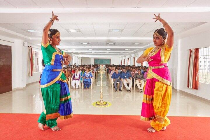 Dhanalakshmi Srinivasan College of Engineering campus in Coimbatore, Tamil Nadu, India — photo 3