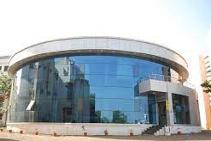 JMF's ACPM Dental College campus in Dhule, Maharashtra, India — photo 4