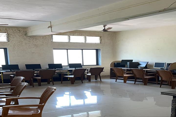 College of Horticulture campus in Vaibhavwadi, Maharashtra, India — photo 3
