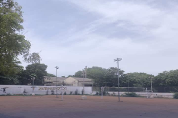 Thanjavur Medical College campus in Neelagiri, Tamil Nadu, India — photo 4