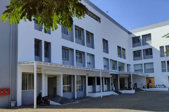 Ahinsa Institute of Technology campus in Dondaicha, Maharashtra, India — photo 2